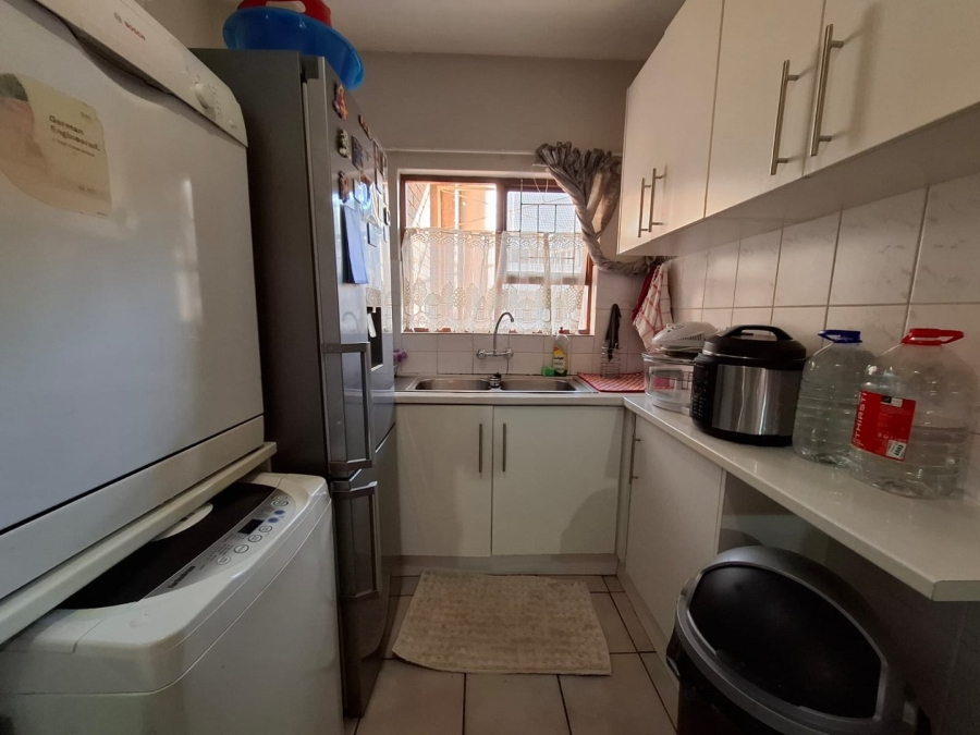 3 Bedroom Property for Sale in Langenhovenpark Free State